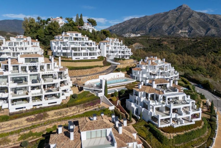 R5347582-Apartment-For-Sale-Aloha-Penthouse-Duplex-3-Beds-266-Built-2