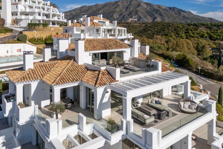 R5347582-Apartment-For-Sale-Aloha-Penthouse-Duplex-3-Beds-266-Built-4