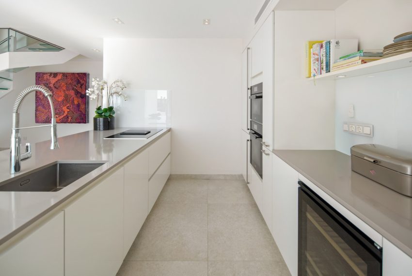 R5351137-Apartment-For-Sale-The-Golden-Mile-Penthouse-Duplex-3-Beds-156-Built-19