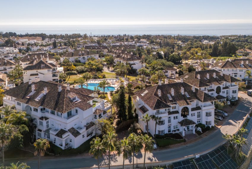 R5351137-Apartment-For-Sale-The-Golden-Mile-Penthouse-Duplex-3-Beds-156-Built-2