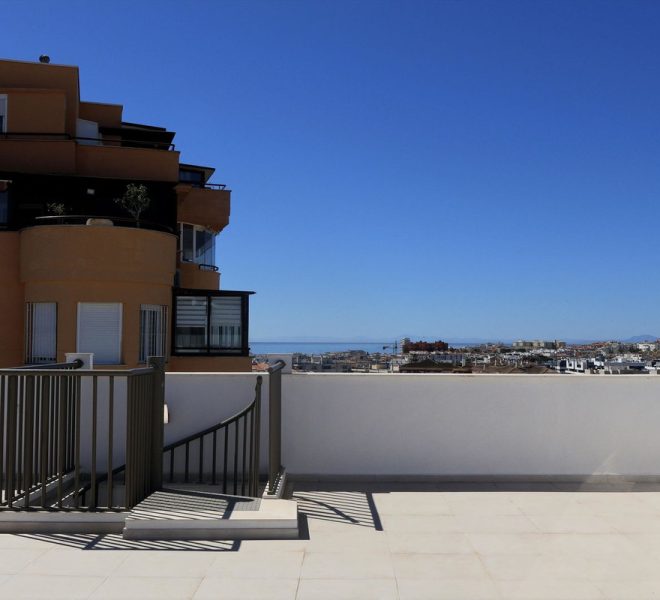 R5351353-Image 1-Penthouse - 3 Beds - 96 Built