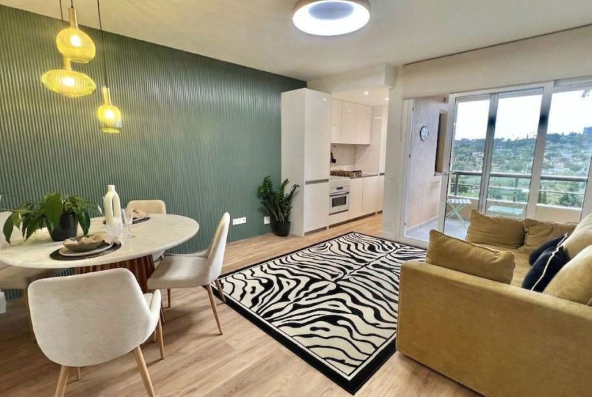 R5353585-Apartment-For-Sale-Nueva-Andalucia-Penthouse-1-Beds-45-Built