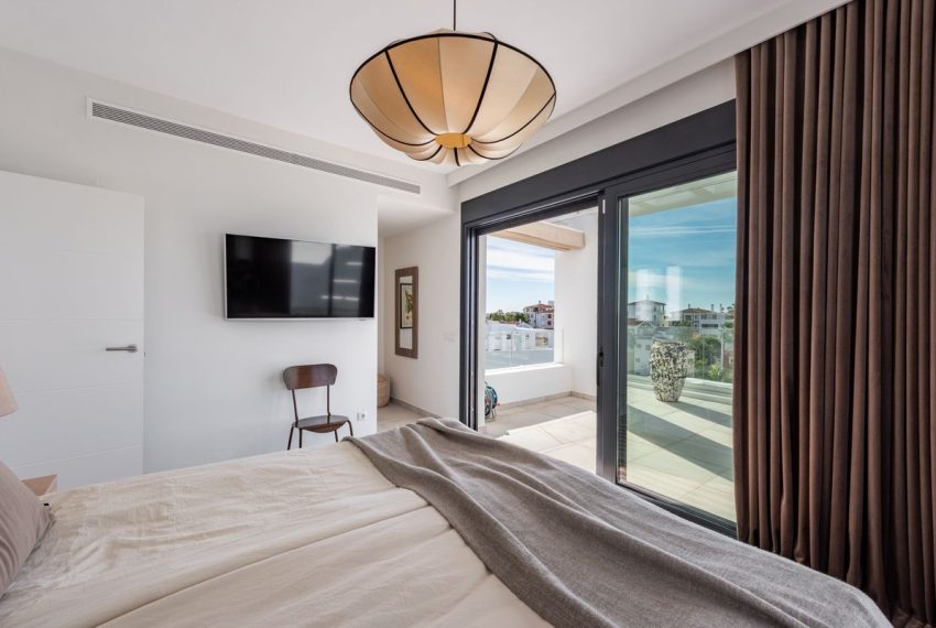 R5353594-Apartment-For-Sale-El-Paraiso-Penthouse-3-Beds-143-Built-15