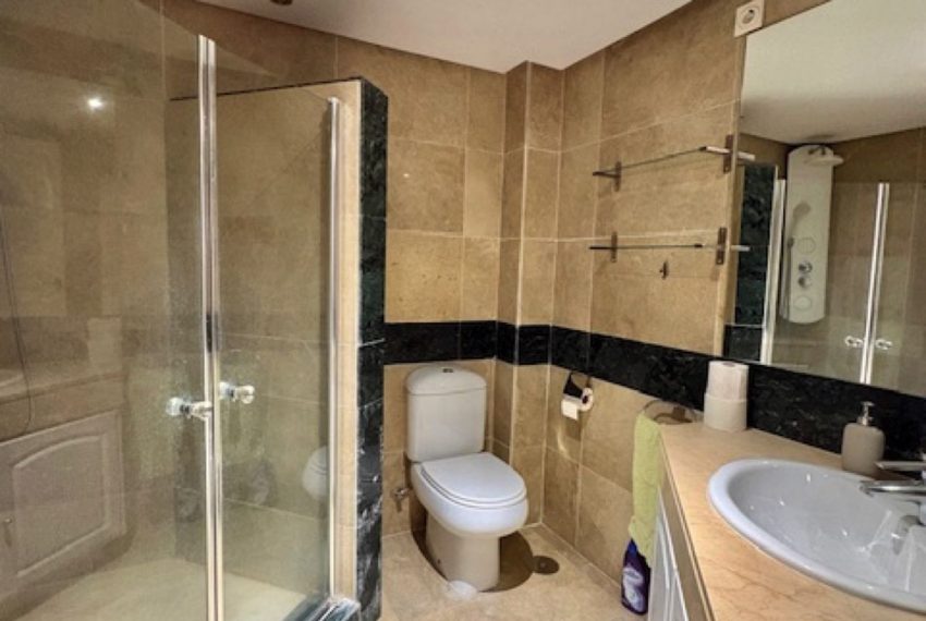 R5355139-Apartment-For-Sale-Rio-Real-Penthouse-2-Beds-115-Built-13