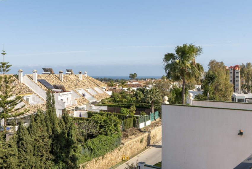 R5356867-Apartment-For-Sale-Atalaya-Top-Floor-Apartment-3-Beds-224-Built-1