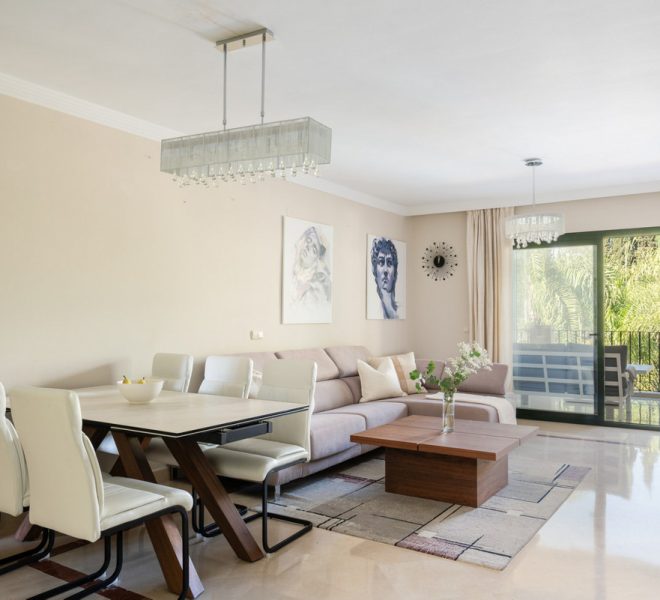 R5357056-Image 1-Middle Floor Apartment - 3 Beds - 164 Built