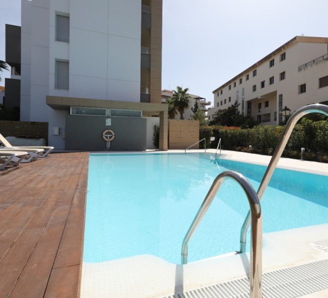 R5358112-Image 1-Penthouse - 3 Beds - 122 Built
