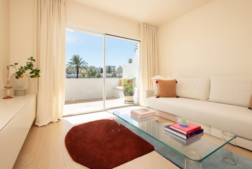 R5358310-Apartment-For-Sale-Nueva-Andalucia-Penthouse-Duplex-2-Beds-109-Built-2