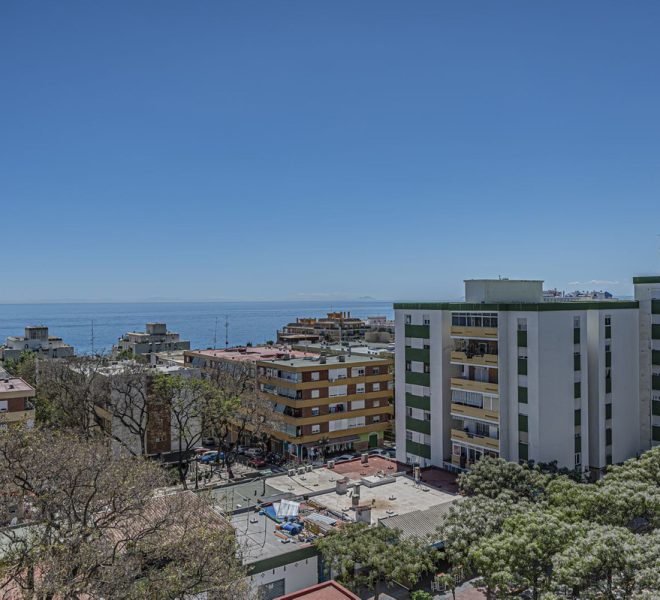 R5358409-Image 1-Middle Floor Apartment - 3 Beds - 85 Built