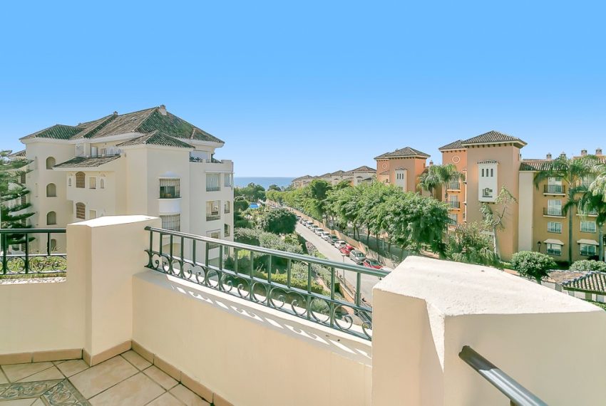 R5358523-Apartment-For-Sale-Marbella-Middle-Floor-Apartment-3-Beds-190-Built