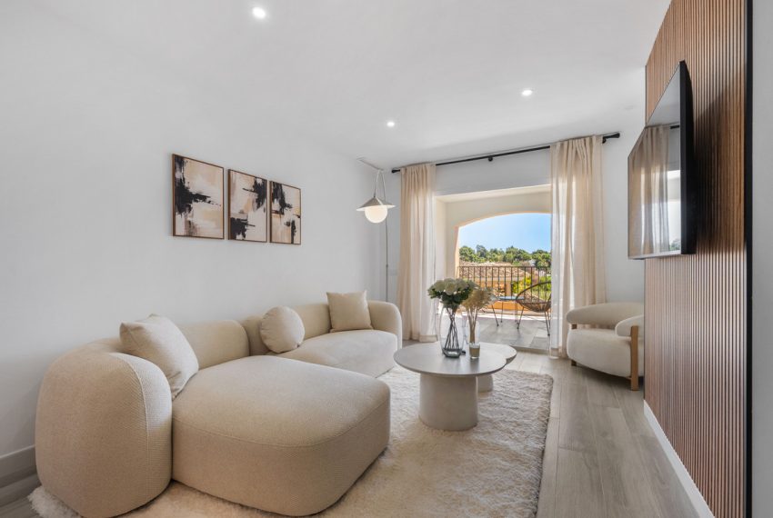 R5358859-Apartment-For-Sale-Nueva-Andalucia-Middle-Floor-Apartment-3-Beds-114-Built-3