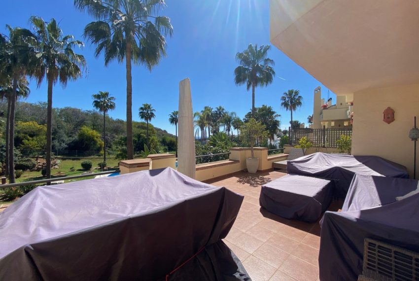 R5359255-Apartment-For-Sale-The-Golden-Mile-Middle-Floor-Apartment-3-Beds-177-Built-1