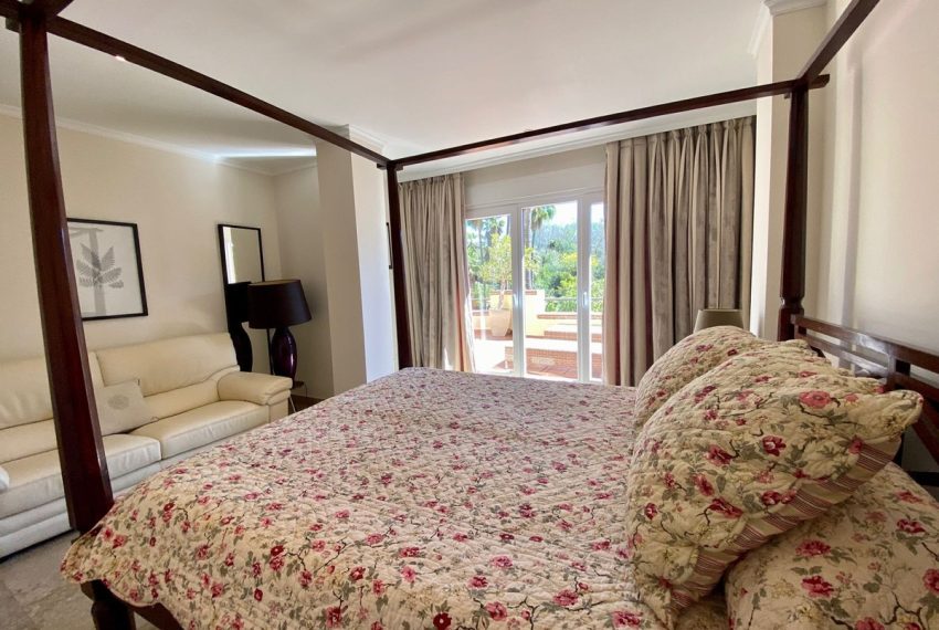 R5359255-Apartment-For-Sale-The-Golden-Mile-Middle-Floor-Apartment-3-Beds-177-Built-15