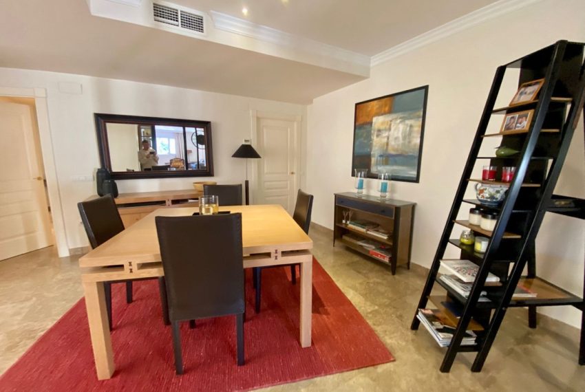 R5359255-Apartment-For-Sale-The-Golden-Mile-Middle-Floor-Apartment-3-Beds-177-Built-9