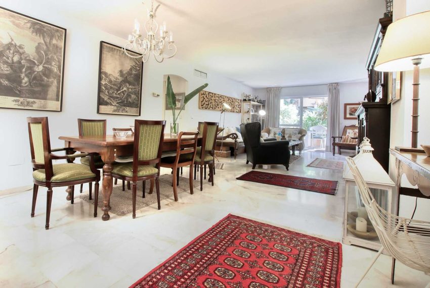 R5359369-Apartment-For-Sale-The-Golden-Mile-Ground-Floor-Apartment-2-Beds-112-Built-1