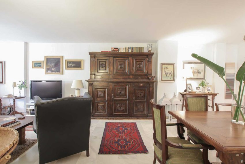 R5359369-Apartment-For-Sale-The-Golden-Mile-Ground-Floor-Apartment-2-Beds-112-Built-12