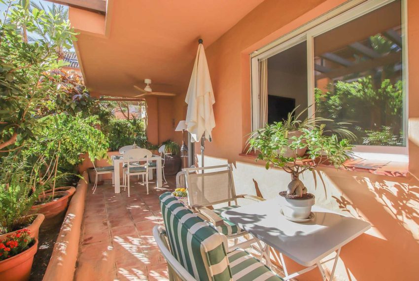 R5359369-Apartment-For-Sale-The-Golden-Mile-Ground-Floor-Apartment-2-Beds-112-Built-17