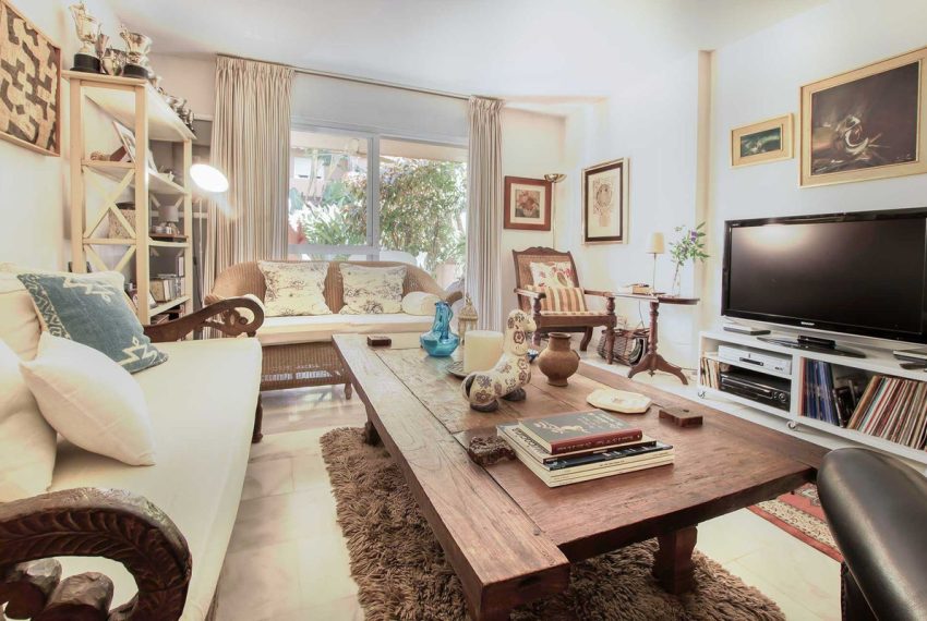 R5359369-Apartment-For-Sale-The-Golden-Mile-Ground-Floor-Apartment-2-Beds-112-Built-3