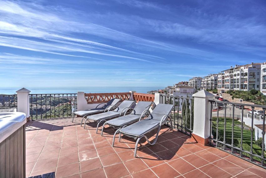 R5359543-Apartment-For-Sale-Calahonda-Penthouse-2-Beds-104-Built