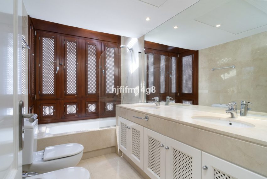 R5359756-Apartment-For-Sale-Nueva-Andalucia-Middle-Floor-Apartment-3-Beds-145-Built-16