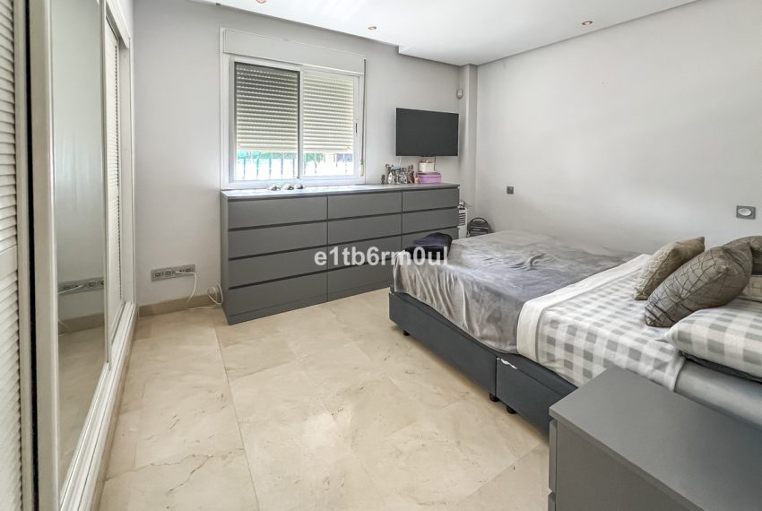 R5359768-Apartment-For-Sale-Marbella-Ground-Floor-Apartment-2-Beds-100-Built-7