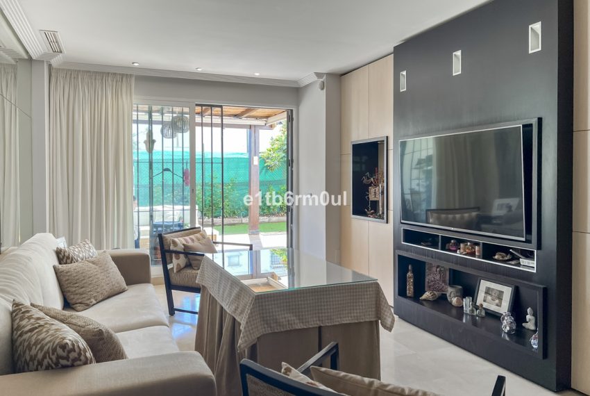 R5359768-Apartment-For-Sale-Marbella-Ground-Floor-Apartment-2-Beds-100-Built-8
