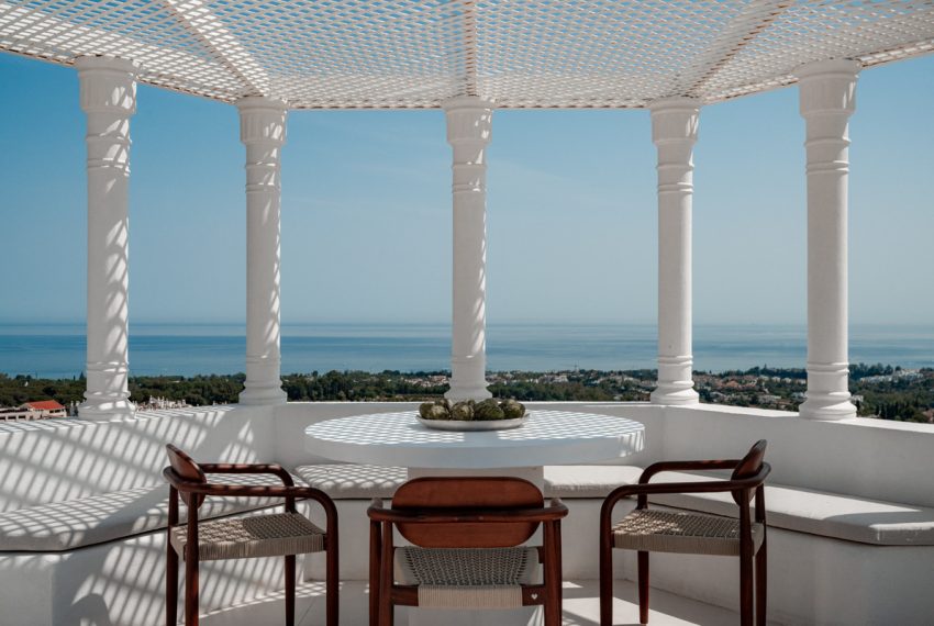 R5359864-Apartment-For-Sale-Nagueles-Penthouse-Duplex-3-Beds-223-Built
