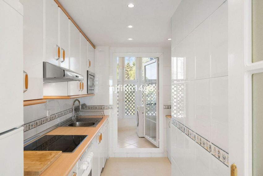 R5360785-Apartment-For-Sale-Nueva-Andalucia-Penthouse-Duplex-2-Beds-96-Built-5