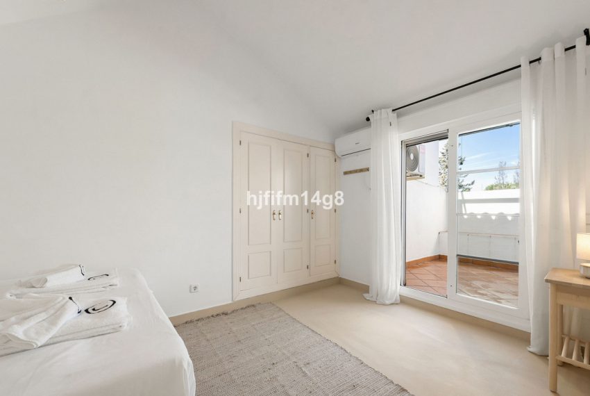 R5360785-Apartment-For-Sale-Nueva-Andalucia-Penthouse-Duplex-2-Beds-96-Built-7