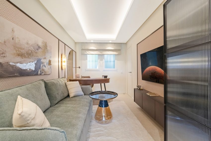 R5360812-Apartment-For-Sale-The-Golden-Mile-Middle-Floor-Apartment-4-Beds-169-Built-10