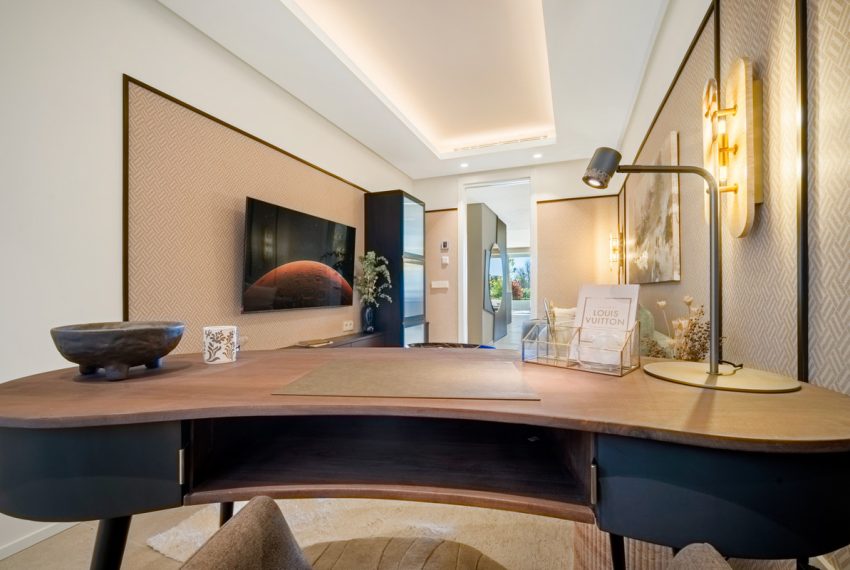 R5360812-Apartment-For-Sale-The-Golden-Mile-Middle-Floor-Apartment-4-Beds-169-Built-12