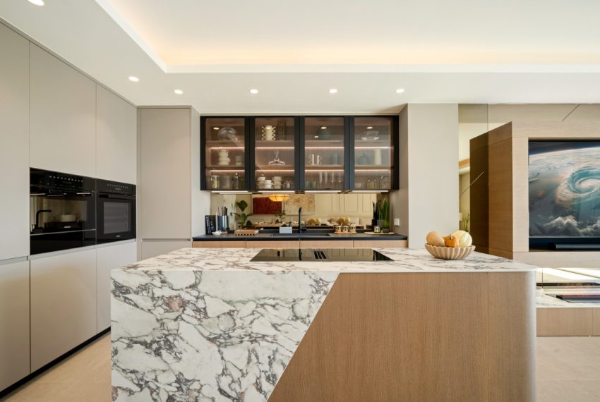 R5360812-Apartment-For-Sale-The-Golden-Mile-Middle-Floor-Apartment-4-Beds-169-Built-17