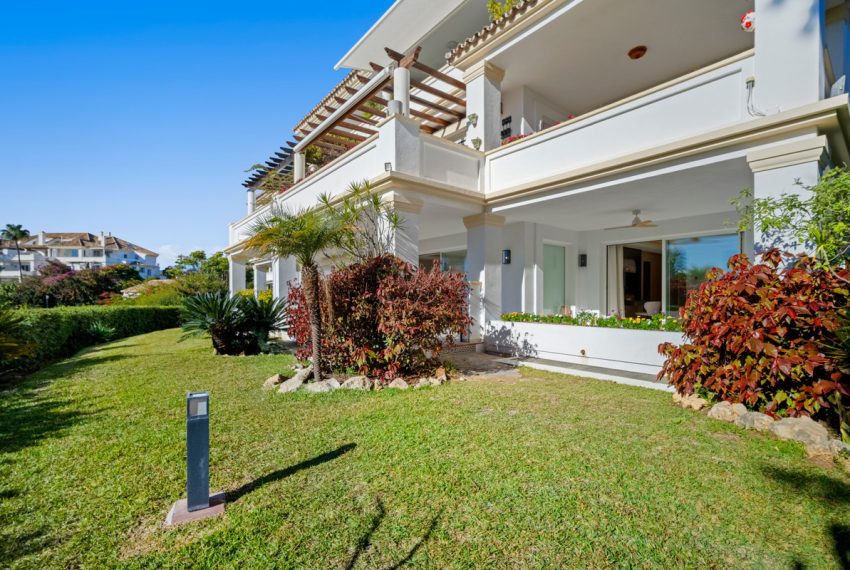 R5360812-Apartment-For-Sale-The-Golden-Mile-Middle-Floor-Apartment-4-Beds-169-Built-8