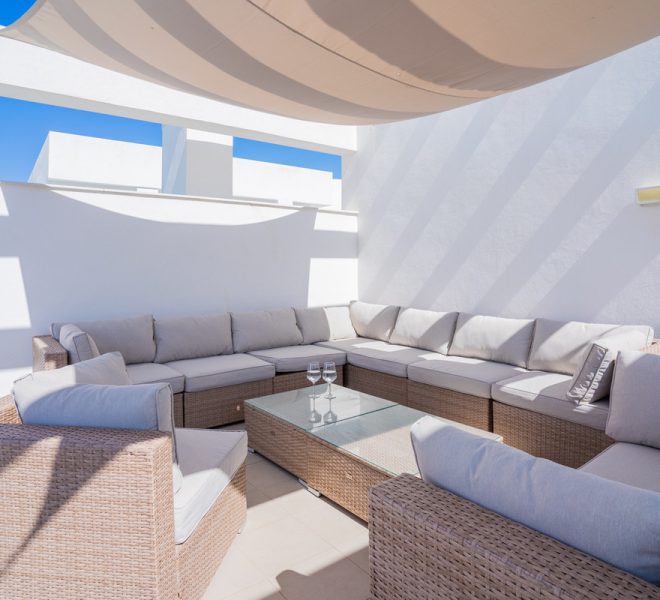 R5361370-Image 1-Penthouse - 3 Beds - 85 Built