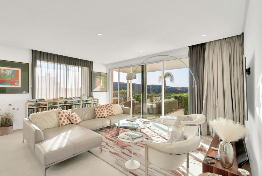 R5361448-Apartment-For-Sale-Benahavis-Duplex-3-Beds-205-Built-3