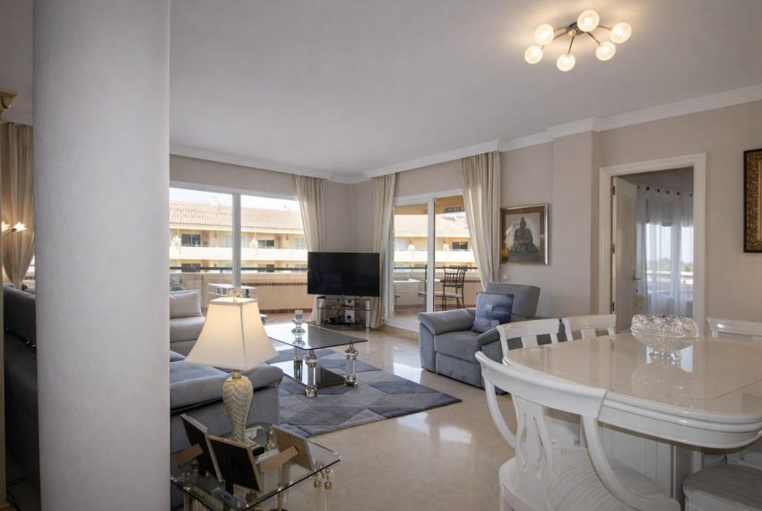 R5362024-Apartment-For-Sale-Elviria-Penthouse-3-Beds-132-Built-11