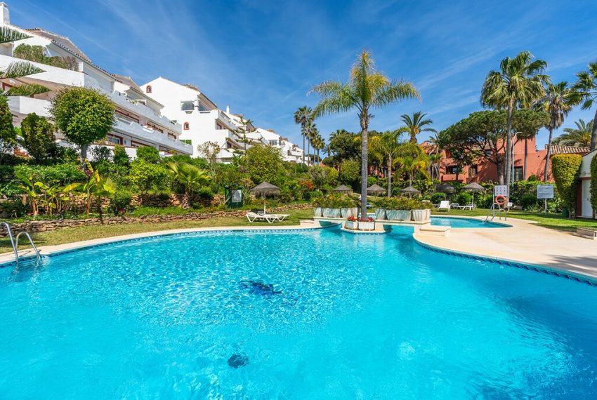 R5362210-Apartment-For-Sale-Marbella-Middle-Floor-Apartment-2-Beds-83-Built-1