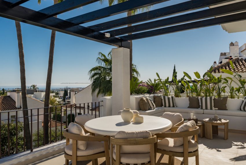 R5362309-Apartment-For-Sale-Nueva-Andalucia-Penthouse-Duplex-3-Beds-245-Built-3