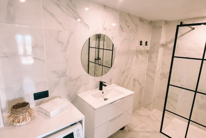 R5362336-Apartment-For-Sale-Nueva-Andalucia-Middle-Floor-Apartment-2-Beds-55-Built-3