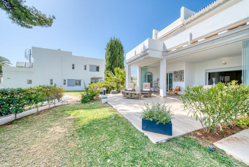R5362753-Apartment-For-Sale-Aloha-Ground-Floor-Apartment-2-Beds-114-Built-1