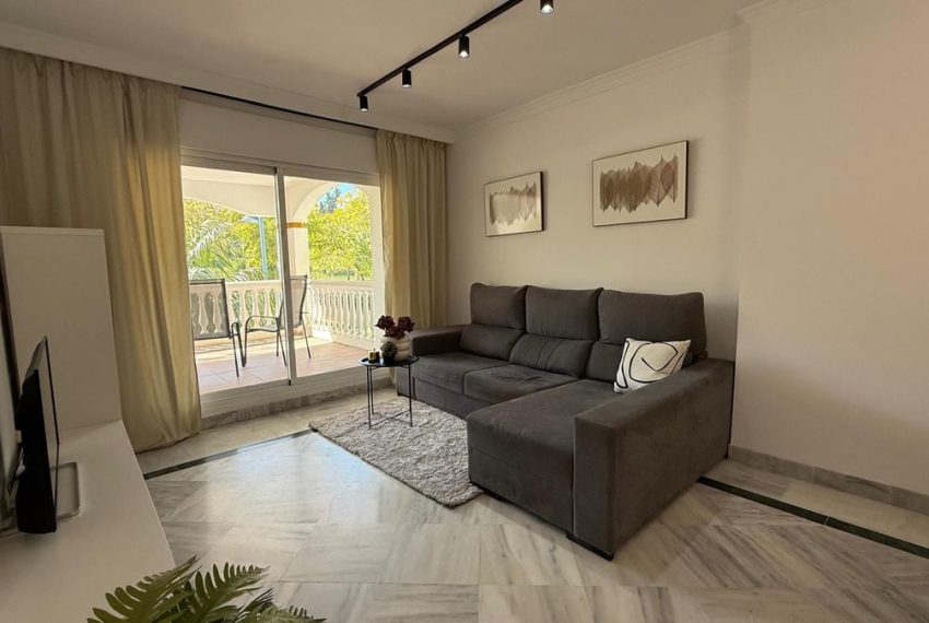 R5362789-Apartment-For-Sale-Nueva-Andalucia-Middle-Floor-Apartment-2-Beds-84-Built-2