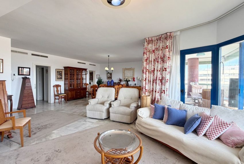 R5362816-Apartment-For-Sale-Marbella-Middle-Floor-Apartment-4-Beds-193-Built-7