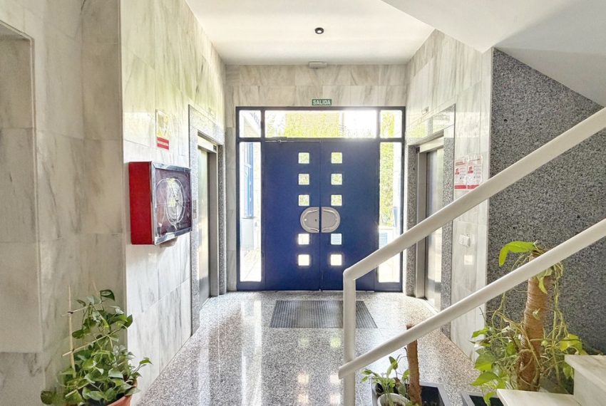 R5362816-Apartment-For-Sale-Marbella-Middle-Floor-Apartment-4-Beds-193-Built-9