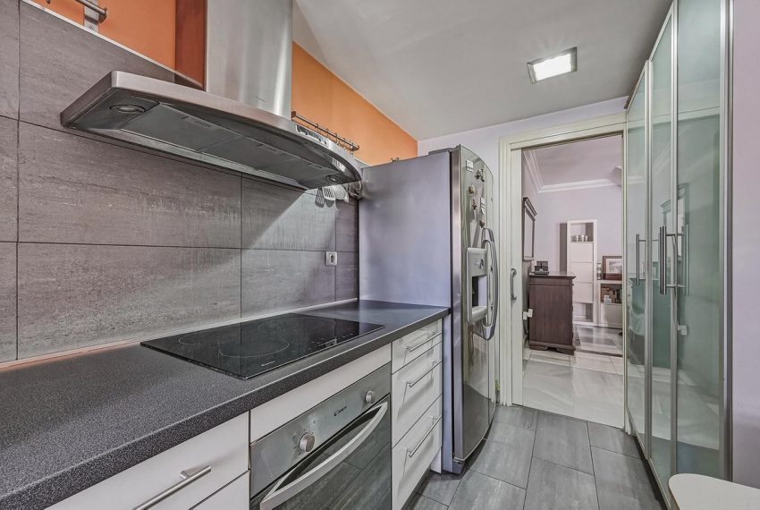 R5362879-Apartment-For-Sale-Nagueles-Duplex-3-Beds-124-Built-14