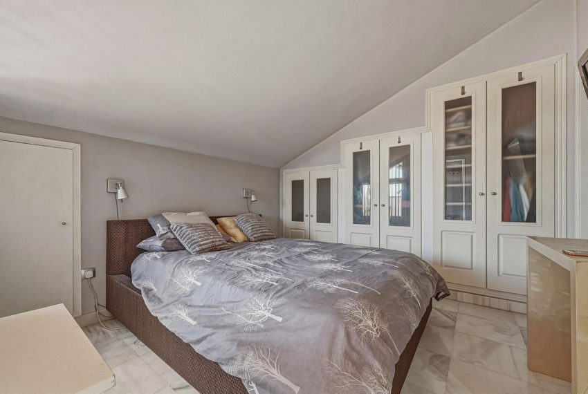 R5362879-Apartment-For-Sale-Nagueles-Duplex-3-Beds-124-Built-15