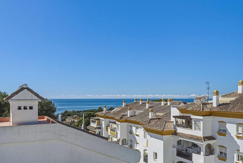 R5362879-Apartment-For-Sale-Nagueles-Duplex-3-Beds-124-Built
