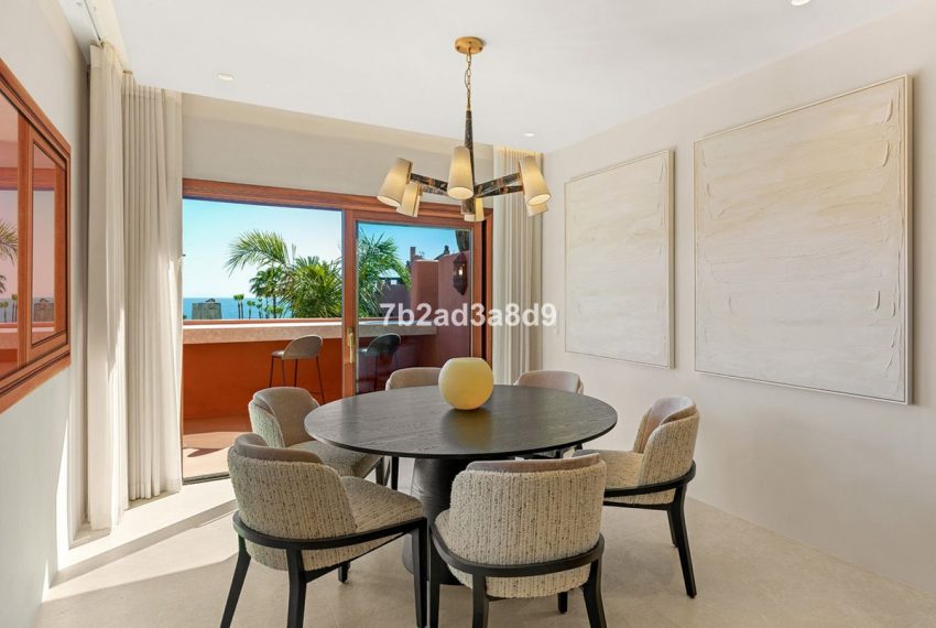R5362954-Apartment-For-Sale-New-Golden-Mile-Penthouse-3-Beds-206-Built-14