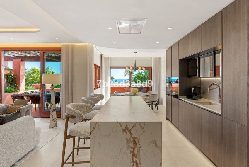 R5362954-Apartment-For-Sale-New-Golden-Mile-Penthouse-3-Beds-206-Built-4