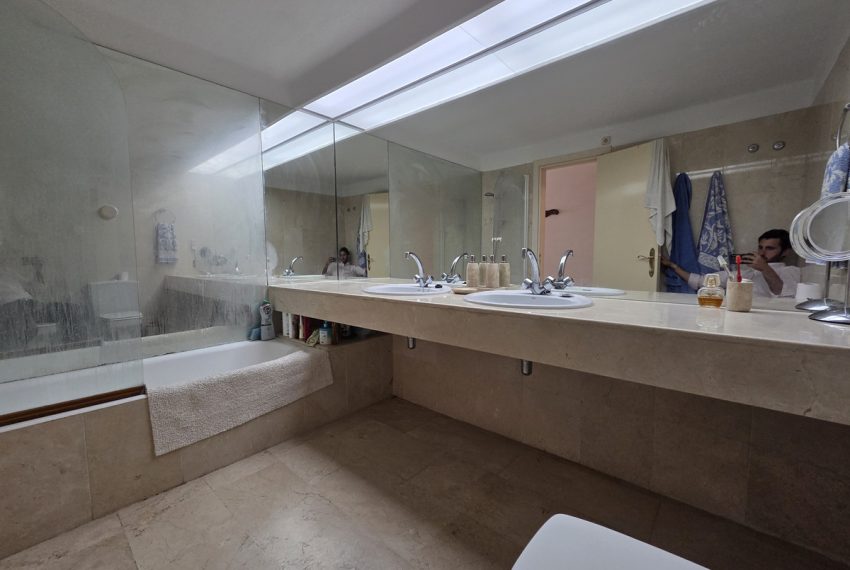 R5363083-Apartment-For-Sale-Marbella-Ground-Floor-Apartment-4-Beds-567-Built-11