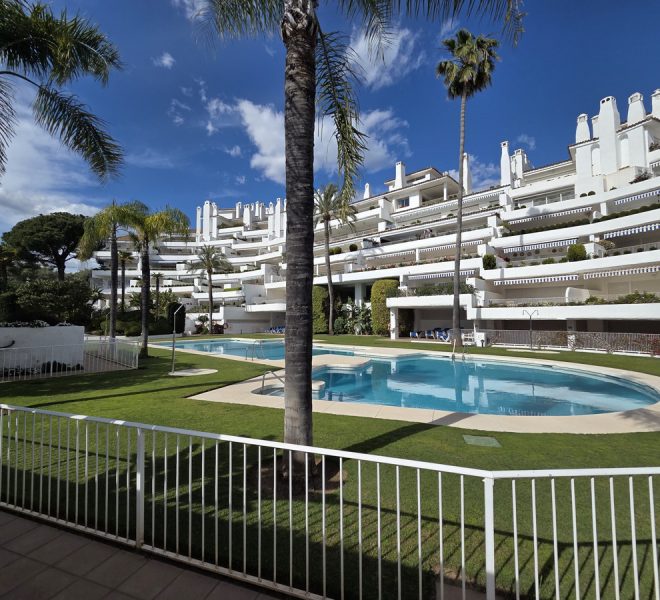 R5363083-Image 1-Ground Floor Apartment - 4 Beds - 567 Built